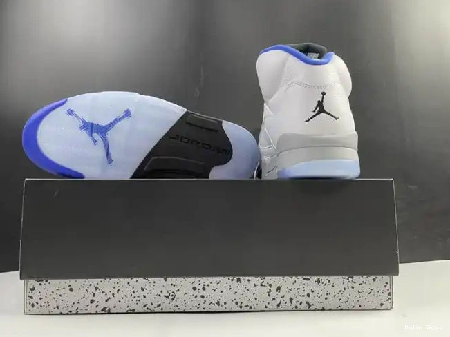Bmlin Jordan Stealth Retro White DD0587-140 5 Air (2021) 0514